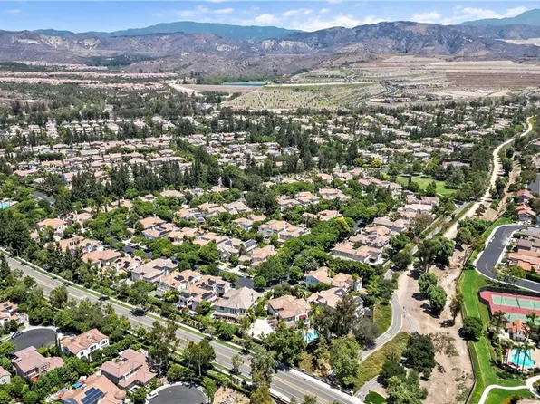 32 New Dawn, Irvine, CA 92620