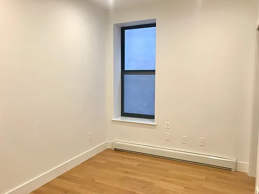 Rented by Vertical Real Estate LLC | media 6