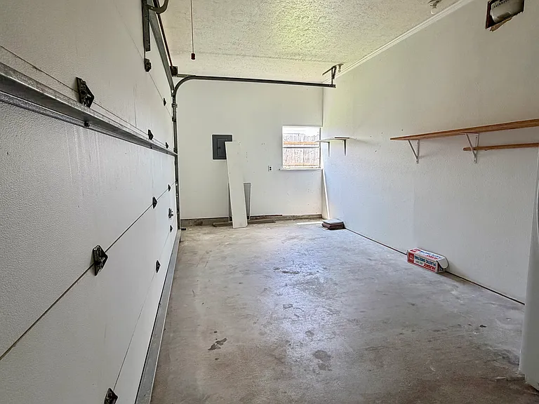 6498 Verde St #3 — Photo 3