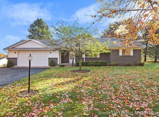 8360 Krupp Ave NE, Comstock Park, MI 49321