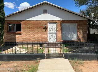 1324 E 6th St, Douglas, AZ 85607