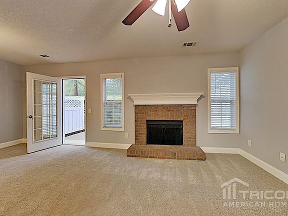 2nd image of 3142 Glenloch Pl