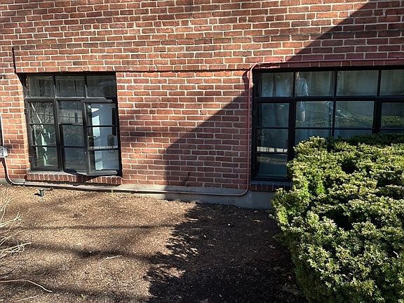 4th image of 69-69A Strathmore Rd