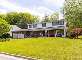 1109 Elton Dr, Endicott, NY 13760