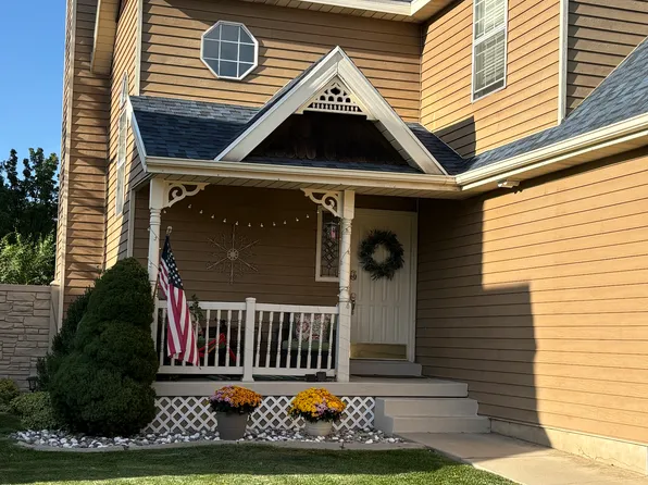 62 W 940 N, Orem, UT 84057
