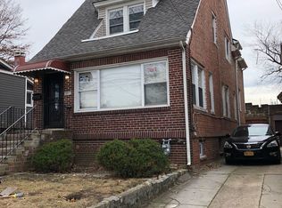 18511 Ilion Ave, Saint Albans, NY 11412