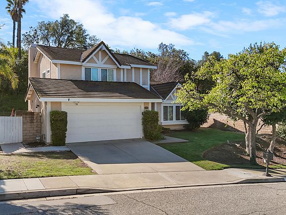 3rd image of 2110 Laurelwood Dr