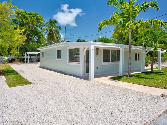 2nd image of 15 Seaside Ave