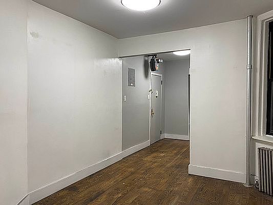 4th image of 137 E 110th St APT 2RW
