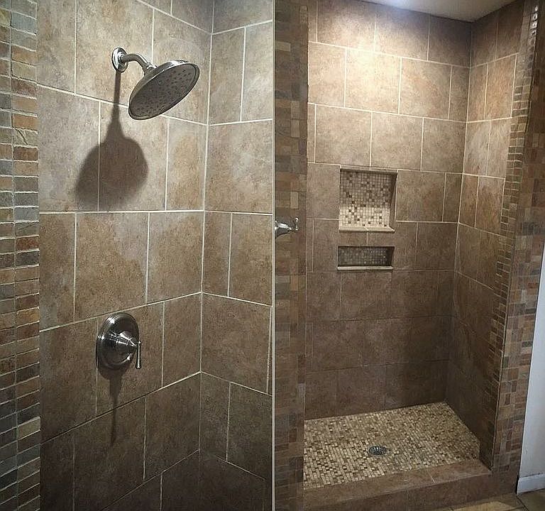 2nd image of 10885 Pelican Bay Dr