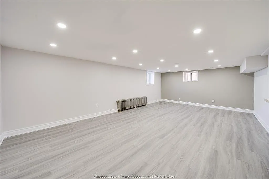 3 bed, 1.5 bath, $1,675 — Photo 4