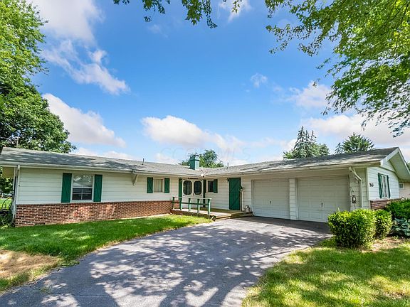 2nd image of 1144 Forest Hill Dr