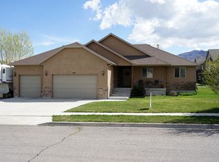 347 W Farmside Dr, Saratoga Springs, UT 84045