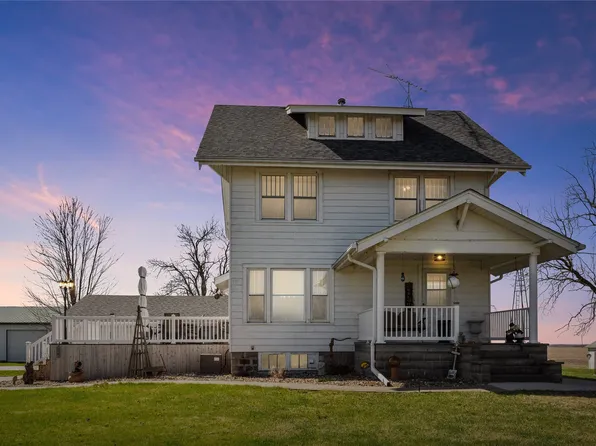 1142 Newbold St, Knoxville, IA 50138