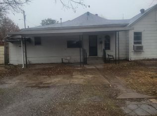 721 Poplar St UNIT B, Bonham, TX 75418