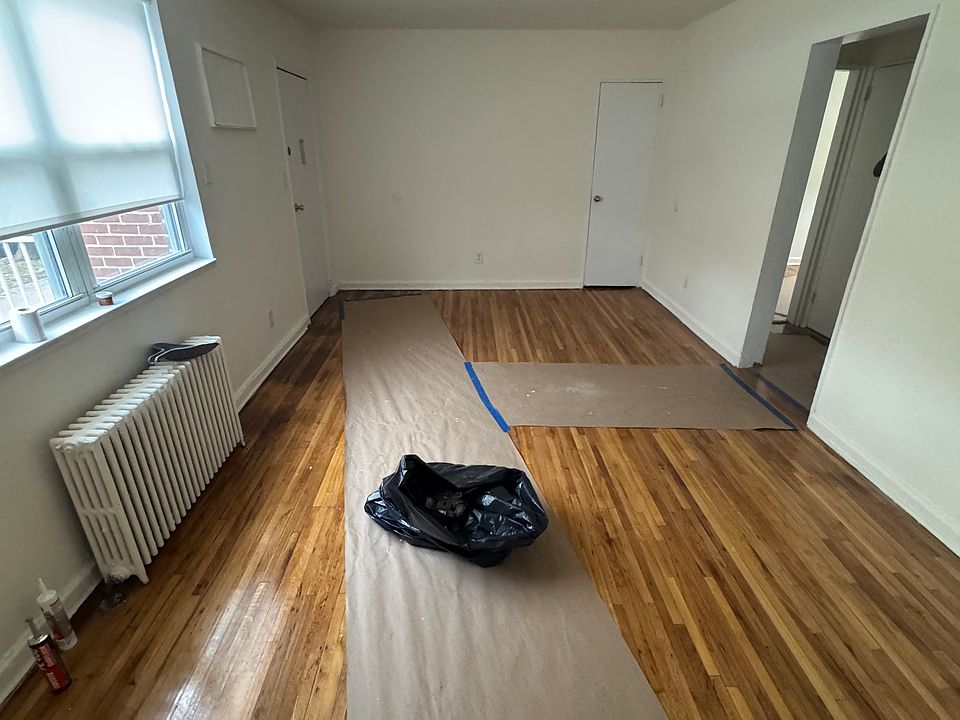 1st image of 22419 64th Ave