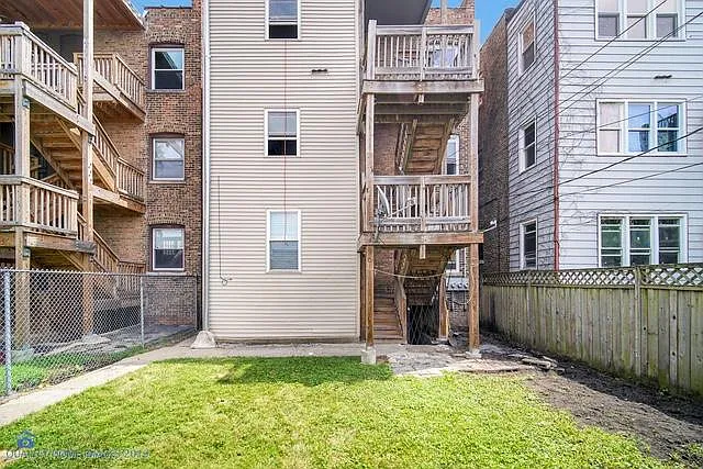 8040 S Maryland Ave #2 — Photo 15