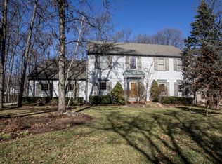 5762 Rushwood Dr, Dublin, OH 43017