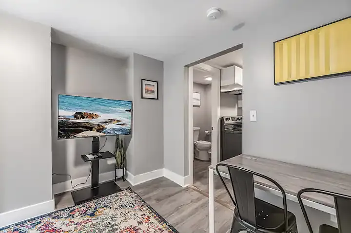 1 bed, $1,295 — Photo 3