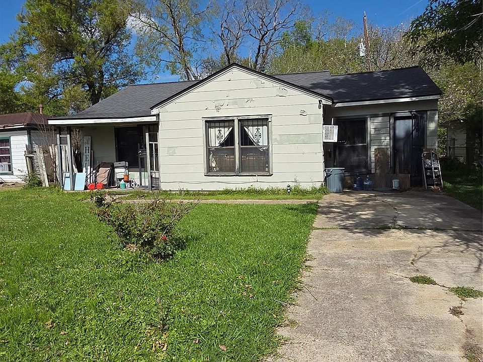 1st image of 7314 Forrestal St