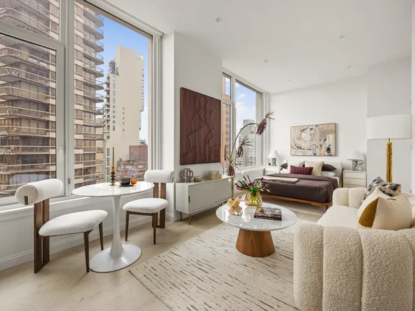 1026 3rd Avenue image 2 of 17