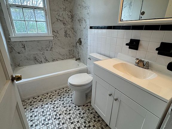 5th image of 1201 Nelwood Dr