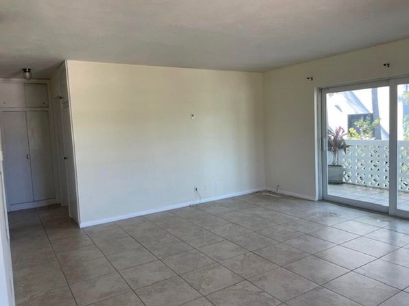 220 Inlet Way APT 3