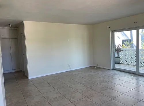 220 Inlet Way #3 Photo 1
