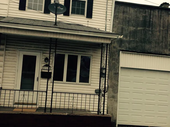 213 W Columbus St, Shenandoah, PA 17976