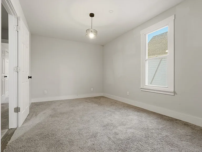 7040 Kedron St — Photo 10