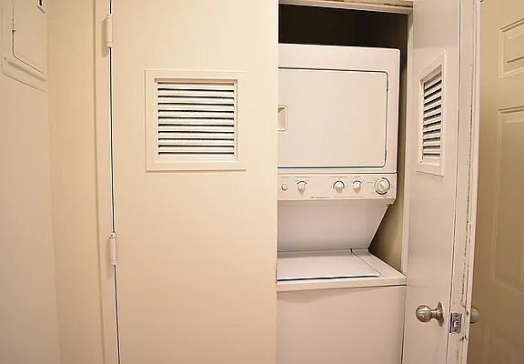 5th image of 114 W 133rd St #3B