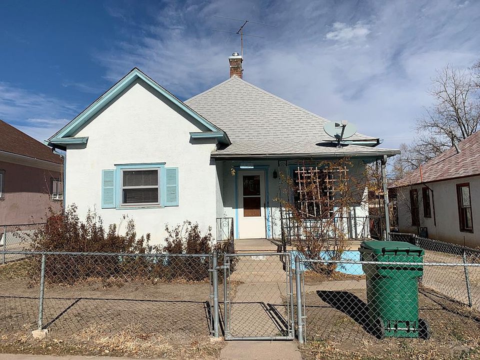 1st image of 1423 E 3rd St