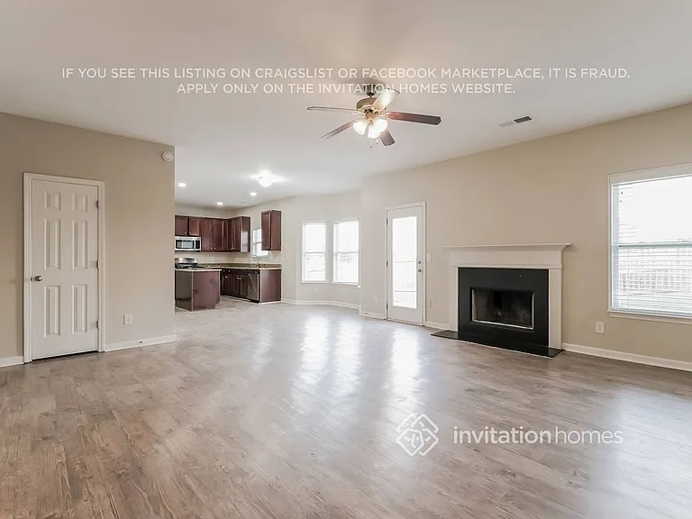 4015 Pointe Vecchio Cir — Photo 4