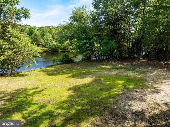 31 Shawnee Trl, Medford Lakes, NJ 08055