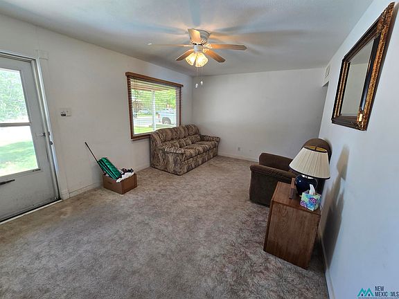 3rd image of 1005 Pinon Ln
