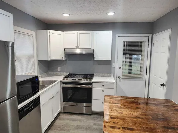 2459 NE Meredith Dr, Columbus, OH 43219