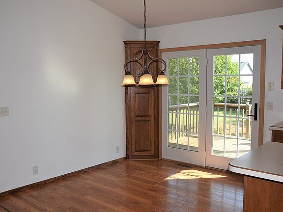 4th image of 2413 Blakemoore Dr