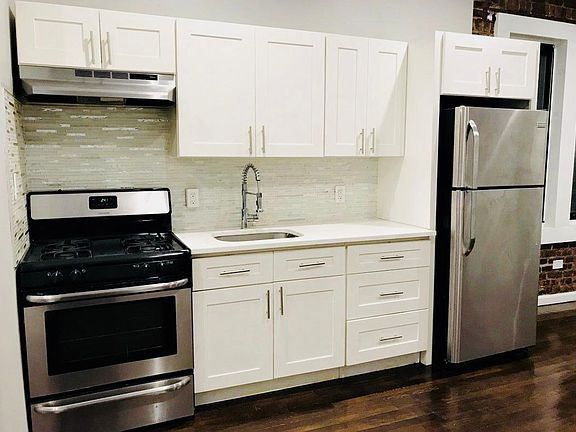 2nd image of 831 Bartholdi St APT 2J
