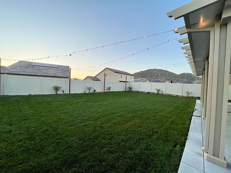 28445 Desert Trumpet Rd — Photo 6