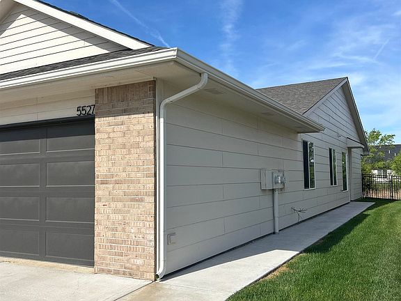 3rd image of 5519-5521 N Sandkey Ct