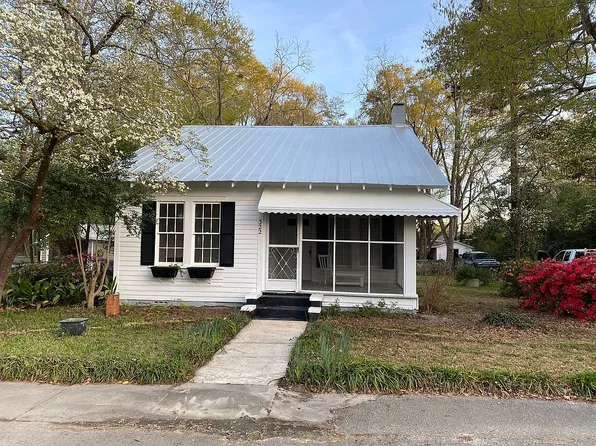 322 Wilson St, Batesburg, SC 29006