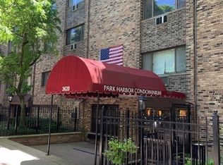 3620 N Pine Grove Ave APT 205, Chicago, IL 60613