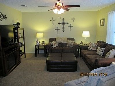 3rd image of 1826 La Mesa Ln