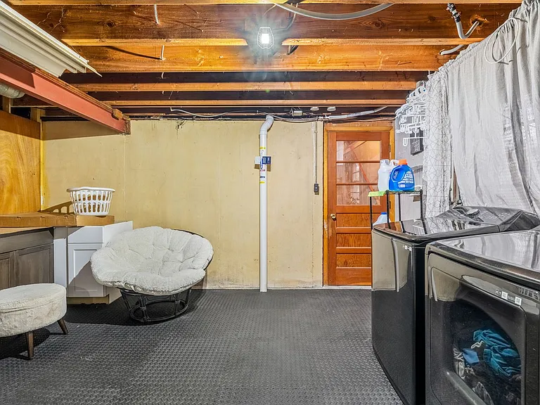 1416 University Dr — Photo 24