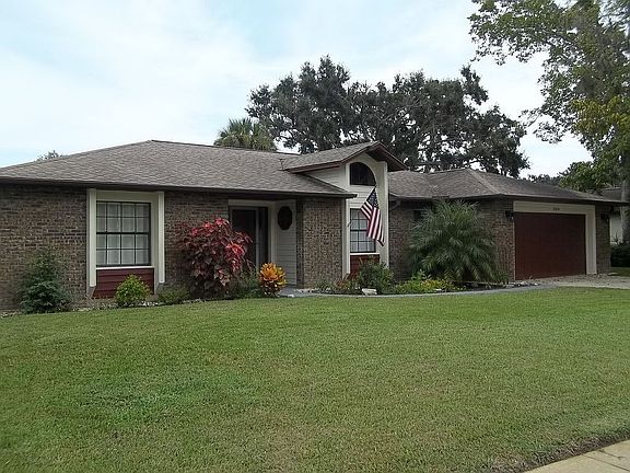 Side view from street