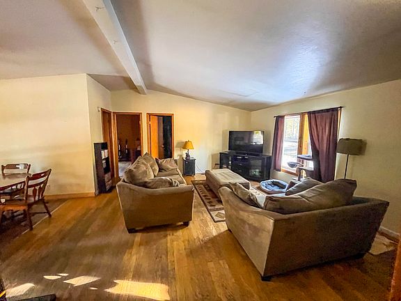 4th image of 15737 Camino De Oro Ave