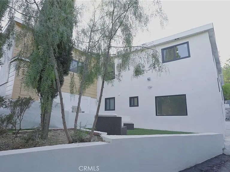 2600 Topanga Skyline Dr — Photo 9
