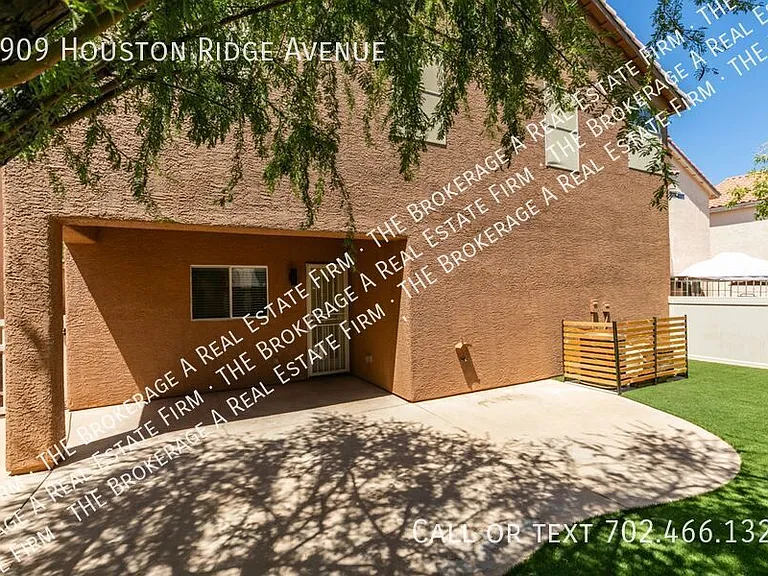 8909 Houston Ridge Ave — Photo 43