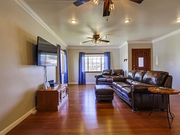 5th image of 22033 S Evonda Ave