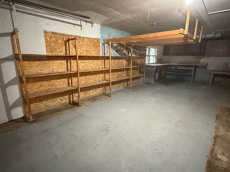 119 N Hickory St — Photo 13